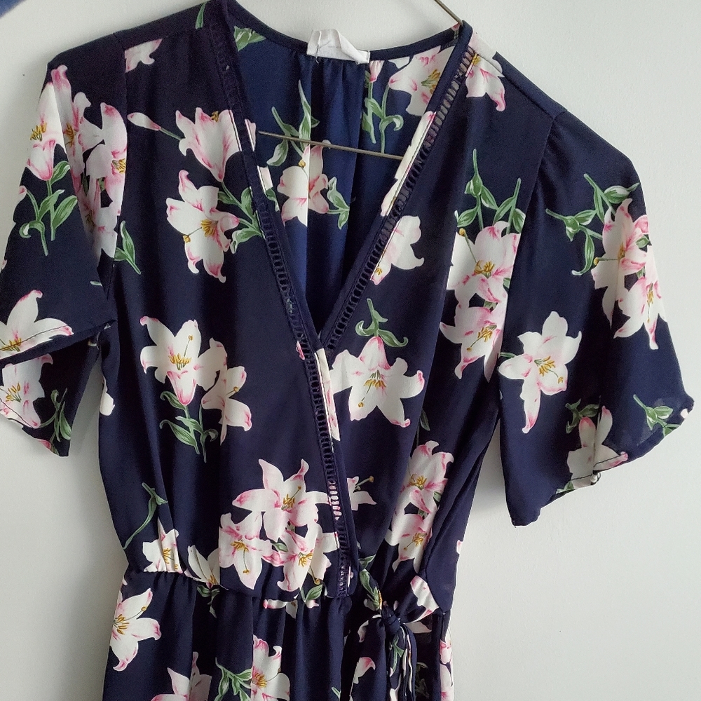 Sienna Sky navy blouse floral cinched waist